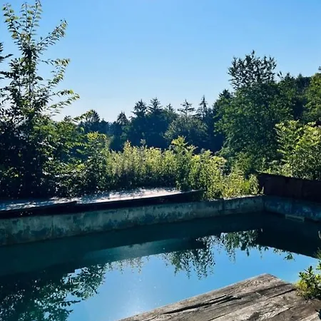 Scheunenloft- Hideaway - Ruheoase -pool Apartman *